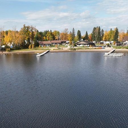 Les Chalets Baie Cascouia, Nature & Experience A Saguenay Ngoại thất bức ảnh